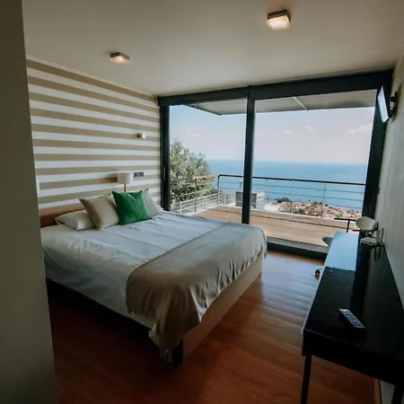 Villa Luxury Of The Villa And The Amazing Pool