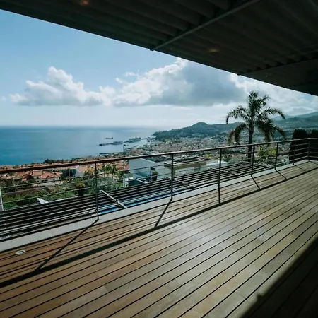 Luxury Of The Villa And The Amazing Pool Villa Funchal (Madeira)